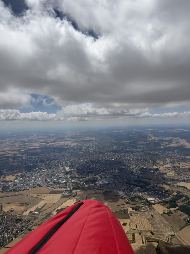Vue depuis le cocon de François Montuori pendant son vol record de 368 km en parapente de plaine avec le vario UltraBip.